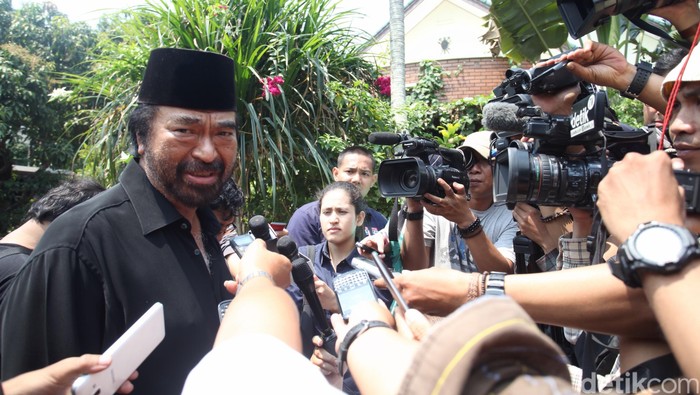 Surya Paloh Jelaskan Pertemuan dengan Gatot Pujo Nugroho