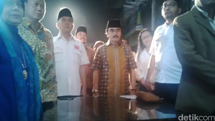 Rayuan Adhyaksa Dault Demi 1 Juta KTP: Kita Bangun Jakarta Sama-sama!