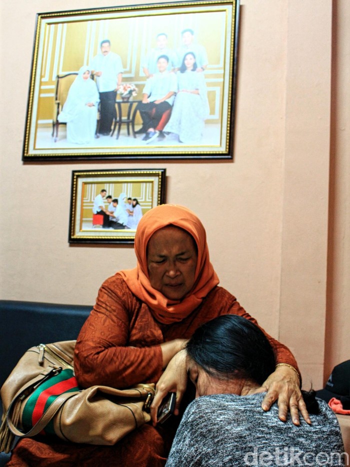 Keluarga Korban Tragedi Mina Berharap Sang Ayah Selamat