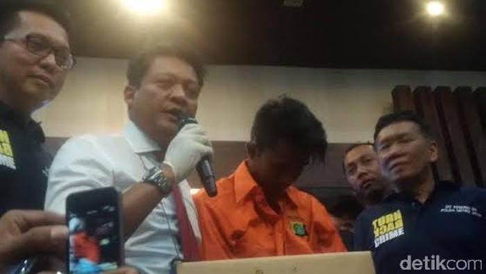 Pembunuh Petugas Parkir Sency Buang Pisau di Sungai Yapan Sawangan