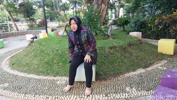 Risma setelah Melepas Jabatan Wali Kota Surabaya