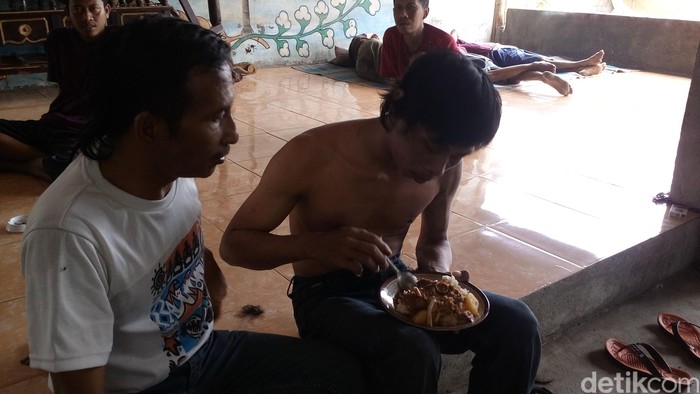 Cara Halus hingga Kasar, Begini Metode Djliteng Sembuhkan Pasien