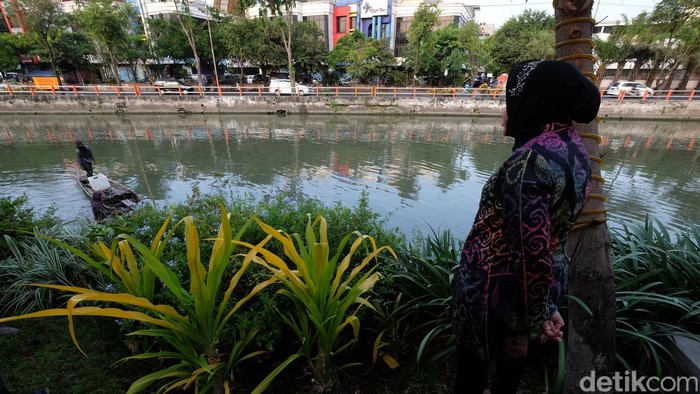 Risma dan Bupati Batang Harus Jadi Contoh Kepala Daerah Lain