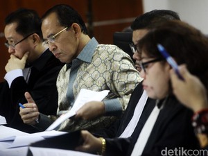 Saksi Sebut SDA Beri Arahan untuk Pilih Pemondokan Haji yang Tak Layak