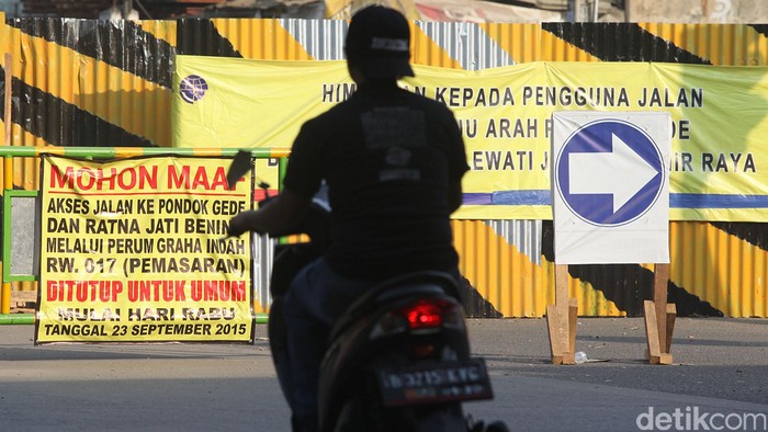 Ada Perbaikan Jembatan, Arus Lalin Jati Asih Menuju Pondok Gede Terputus