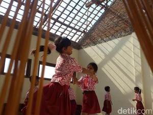 SDN 5 Ketapang Rusak, Dispendik Kucurkan Rp 200 Juta Bangun Gedung Baru