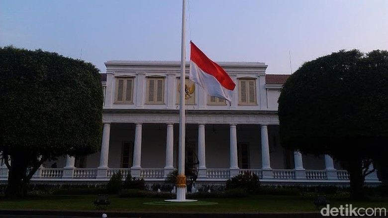 4000 Gambar Bendera Merah Putih Setengah Tiang Gratis 4000 Gambar Bendera Merah Putih Setengah Tiang Gratis