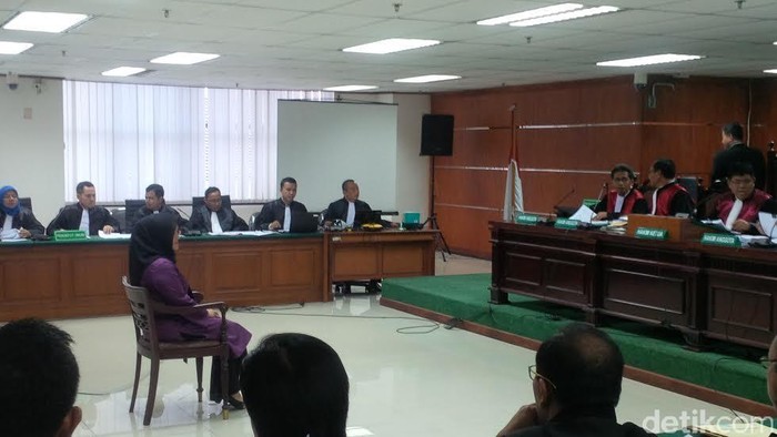 Sadapan Diputar, Evy Bicara Janji Kaligis Mengamankan PTUN dan Bawa ke JA