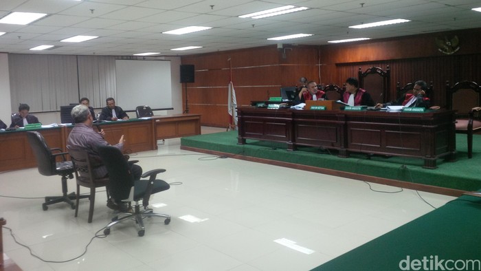 Hakim Dermawan Ginting Terima Duit USD 5 Ribu dari OC Kaligis