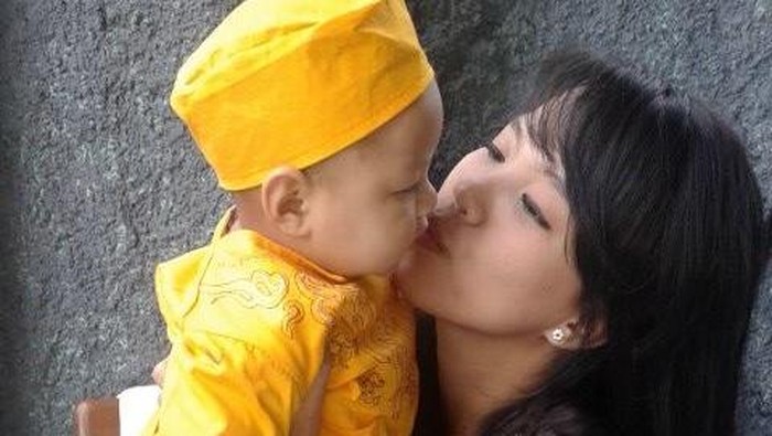 Menyentuh! Perjuangan Siti Syarifah Beri ASI ke Anaknya yang Sempat Koma