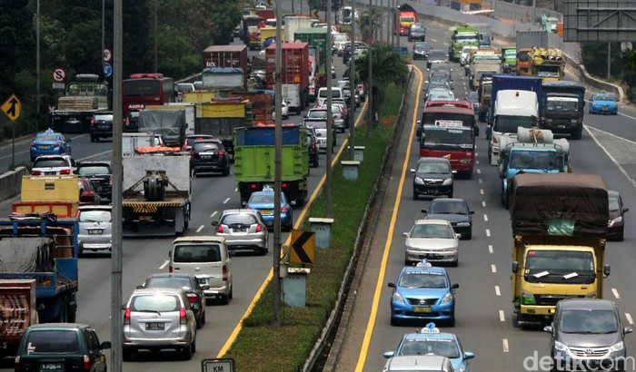Kurangi Macet di Tol, Akses ke Jakarta Akan Dialihkan ke Jalan Arteri