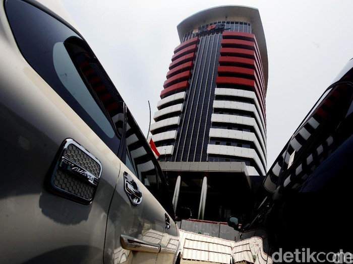 KPK akan segera memiliki gedung baru yang kini proses pembangunannya sudah masuk ke tahap akhir. Gedung KPK yang baru, sengaja dibangun dengan warna merah putih, sebagai simbol KPK milik Indonesia. Hasan Alhabshy