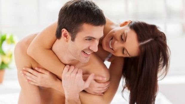 5 Posisi Bercinta untuk Wujudkan Fantasi 'Liar' Pasangan