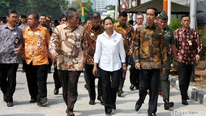Jokowi Teken Inpres Aksi HAM 2015