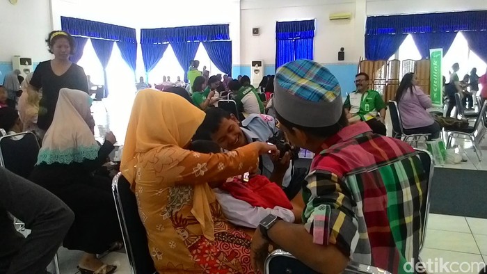 Warga Sekitar Antusias Datangi Pengobatan Gratis di Lanud Halim