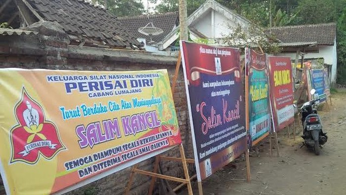 Keluarga Salim Kancil Minta Kepala Desa Dihukum Mati
