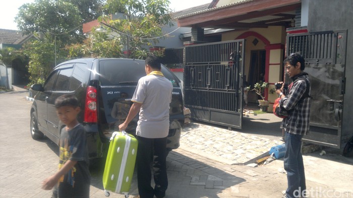 Keluarga Teknisi Aviastar Sukris Winarto Berangkat ke Makassar