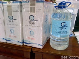 Beromzet Rp 35 Juta per Bulan, Zam-zam Palsu ini Diedarkan di Jabodetabek