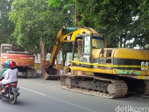 Ini Alat Berat Sumber Duit Kades Hariyono, Penyedianya Ditahan Polisi