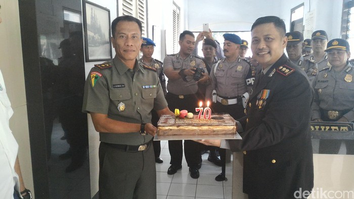 Wali Kota Bima Arya Hingga Kapolres Meriahkan HUT TNI di Lapangan Sempur