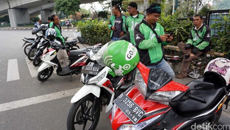 Ojek online Foto: Alfathir Yulianda Ojek online Foto: Alfathir Yulianda