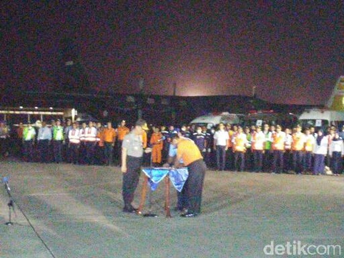 Kabasarnas Pimpin Upacara Penyerahan Jenazah Korban Aviastar