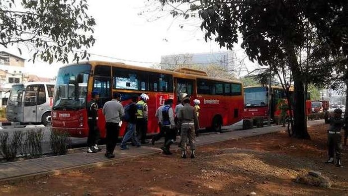 20 Bus Dikandangkan Dishub, Dirut TransJ: Kami Denda Operator