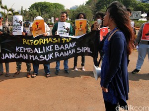 Dinamika Kembalinya Peran Militer dalam Urusan Sipil