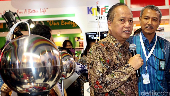 Menristek: Mau Menjadi Lesbian atau Gay Menjadi Hak Masing-masing Individu