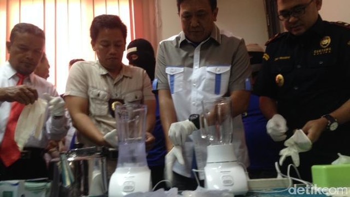 BNNP Sumut Blender 500 Gram Sabu dari Sindikat Internasional