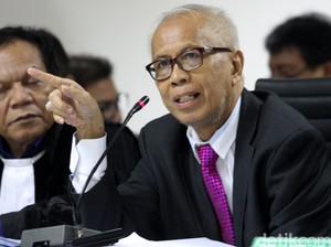 Anak Buah OC Kaligis Akui Diperintah Masukan Ribuan Dolar Dalam Amplop