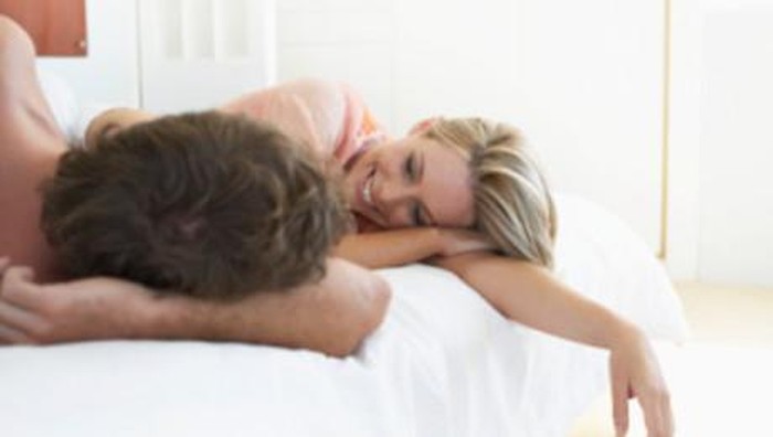 Variasi bercinta bisa mengatasi kebosanan (Foto: thinkstock) Variasi bercinta bisa mengatasi kebosanan (Foto: thinkstock)