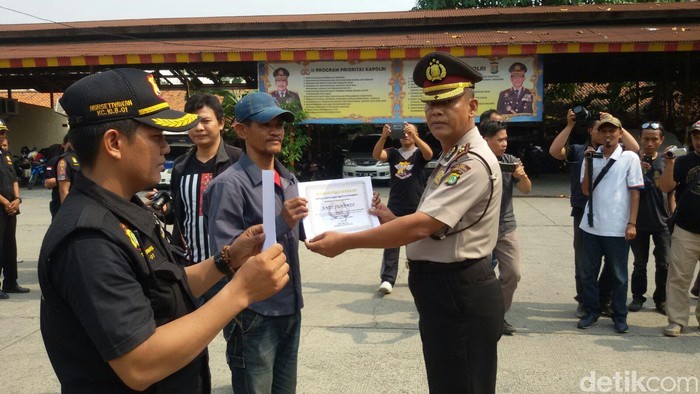 Salut, Tukang Becak di Karawaci Ini Gagalkan Aksi Begal Bergolok