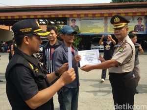 Salut, Tukang Becak di Karawaci Ini Gagalkan Aksi Begal Bergolok