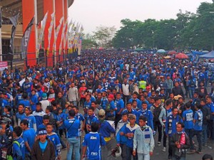 Kodam Siliwangi Sediakan 50 Truk untuk Angkut Bobotoh