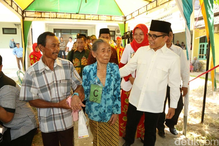 Hari Pertama Lepas Jabatan Bupati, Anas Pilih Bersantai dan tak Kampanye