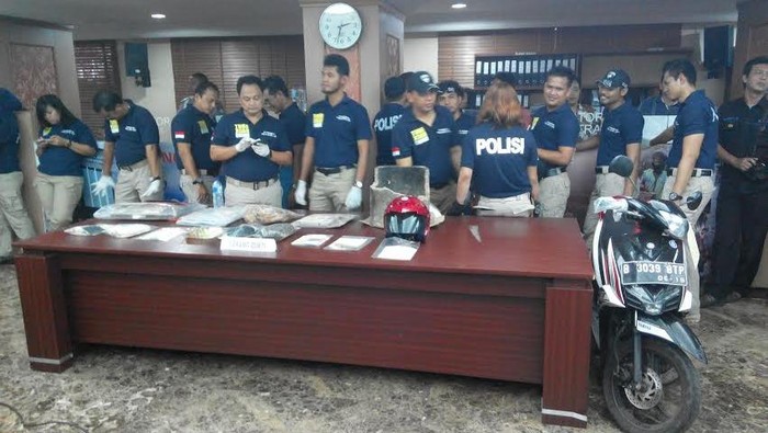 Ini Barang Bukti yang Disita Polisi dari Agus Bos Geng Boel Tacos