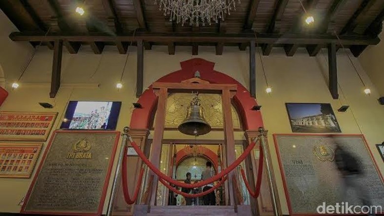 Ini Sejarah Bangunan Polrestabes Surabaya Ini Sejarah Bangunan Polrestabes Surabaya