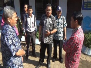KPAI Lakukan Trauma Healing ke Anak Salim Kancil