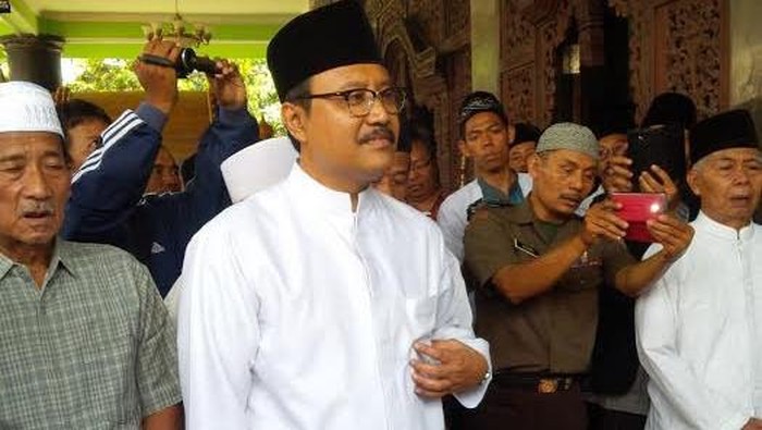 Banjir Selalu Terjadi di Sampang, Gus Ipul: Sepertinya Kali Ini Terparah