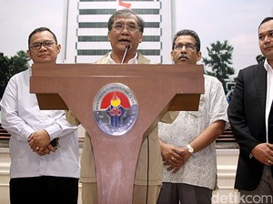 Jangan Buru-Buru Bubarkan Satlak Prima