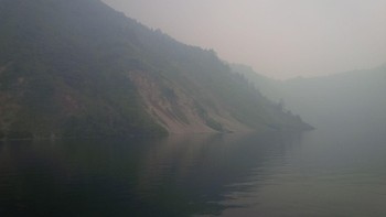 1. 73 Ribu Sebelum Masehi: Bencana alam dahsyat disebut ilmuwan terjadi di tahun ini di lokasi yang kini adalah Danau Toba. Letusan vulkanis masif diestimasi membunuh banyak populasi manusia kala itu. Terjadi musim dingin berkepanjangan setelah letusan, dan bahkan ada yang meyakini populasi manusia tinggal di angka puluhan ribu orang pada masa itu. Foto: Dok Polda Sumut