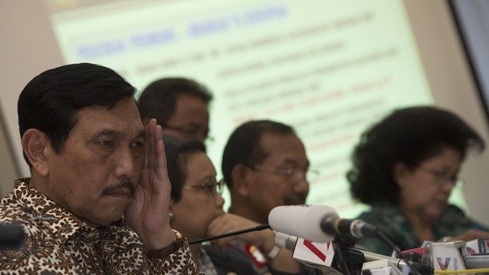 Pesawat Rusia dan Malaysia Akan Diminta Lagi Bantu Padamkan Kebakaran Hutan