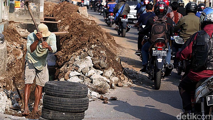 Ada Pengecoran di Exit Tol Bitung, Ini Jalur Alternatifnya