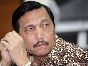 Luhut: Yang Ngomong Jangan Vaksin, Tanggung Jawab Kalau Ada yang Meninggal!