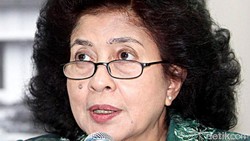 Menkes Nila Moeloek Soal Kabut Asap: Ini Darurat Kesehatan Menkes Nila Moeloek Soal Kabut Asap: Ini Darurat Kesehatan