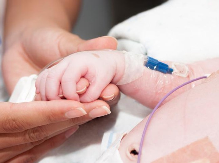 Kisah Lia Putuskan Beri Perawatan Paliatif untuk Putrinya yang Idap Kanker