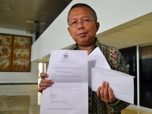 Anggota Komisi III DPR: Kasus Foto Jokowi Jadi Test Case SE Hate Speech