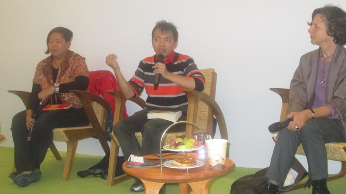 Orang Indonesia Juga Bisa Jalan-jalan Keliling Dunia, Kok!