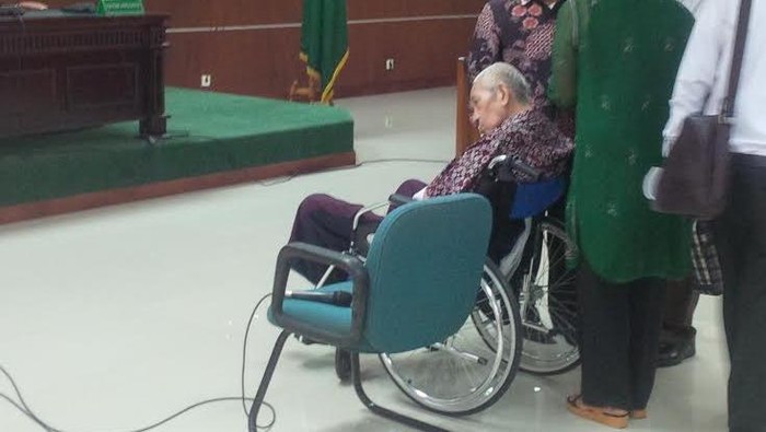 Terdakwa Korupsi Stroke, Hakim Tipikor Kembalikan Berkas Perkara ke KPK